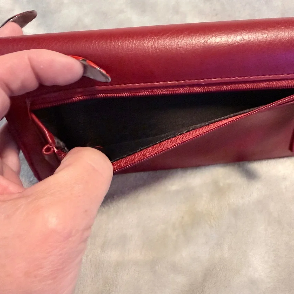 StyleKeeper S2120 Burgundy Organizer Wallet Clutch Gold Tone Unused